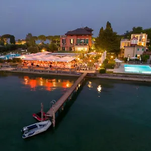 ** Hotel Pioppi Italia